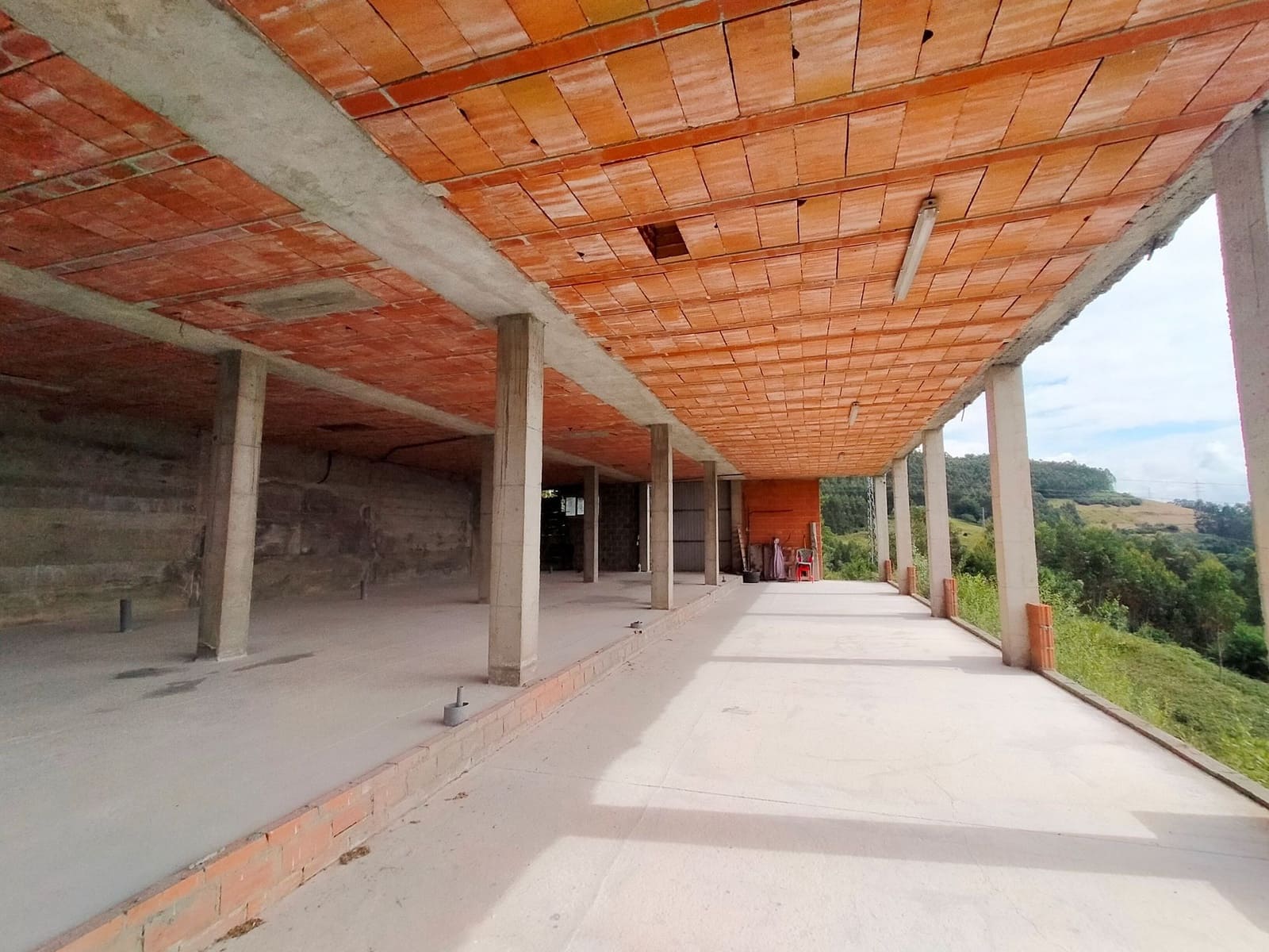 10 slaapkamer Villa te koop in Pravia met garage - € 220.000 (Ref: 9317242)