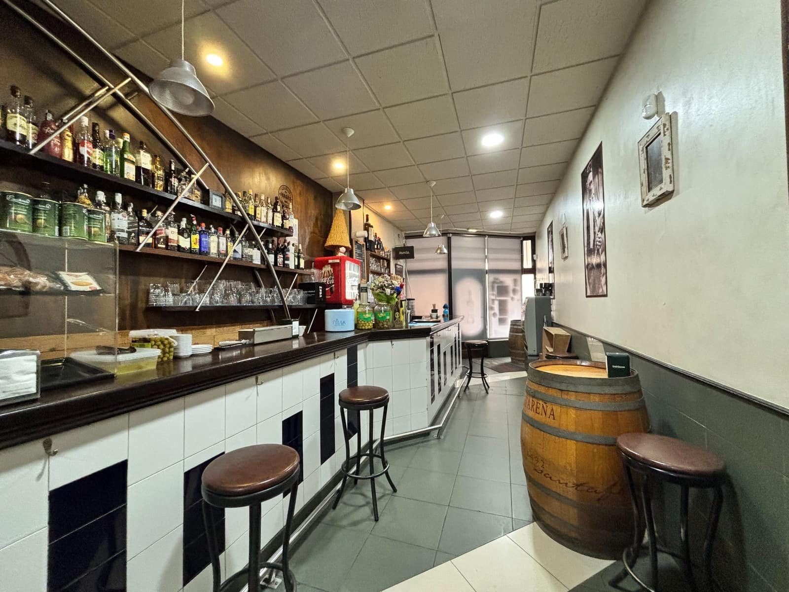 Commercial for sale in Pravia - € 115,000 (Ref: 9385163)