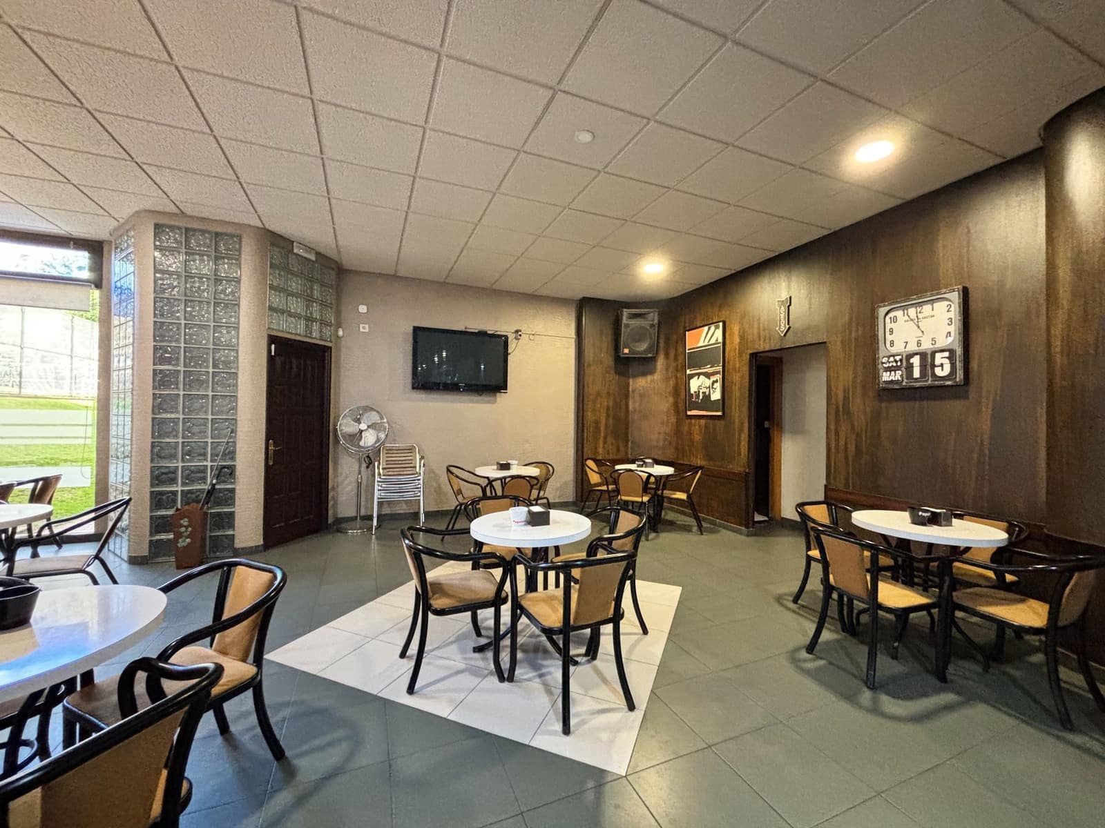 Commercial for sale in Pravia - € 115,000 (Ref: 9385163)