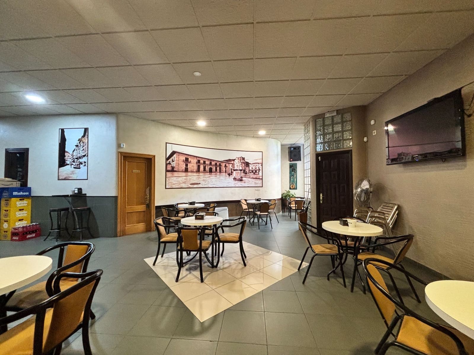 Commercial for sale in Pravia - € 115,000 (Ref: 9385163)