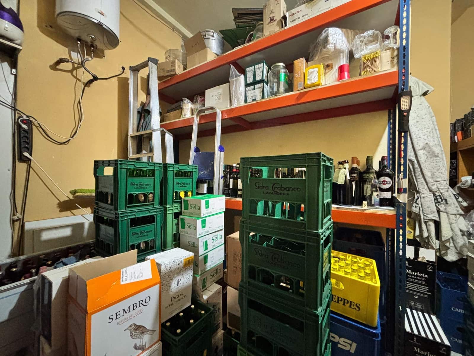 Commercial for sale in Pravia - € 115,000 (Ref: 9385163)