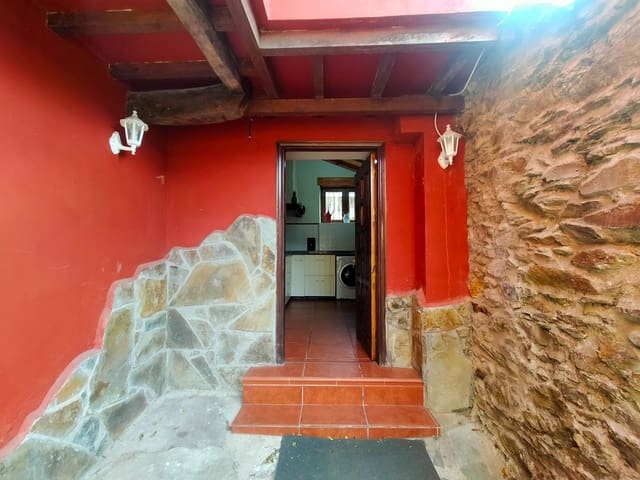 1 quarto Moradia Geminada para venda em Pravia - 129 000 € (Ref: 9385164)