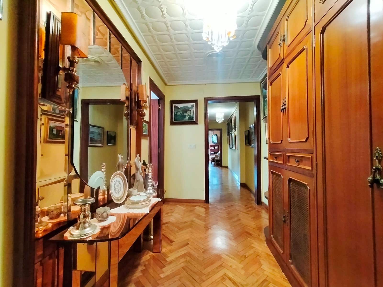 5 bedroom Flat for sale in Pravia - € 205,000 (Ref: 9475917)