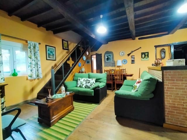 3 sypialnia Willa na sprzedaż w Salas z garażem - 150 000 € (Ref: 9554607)