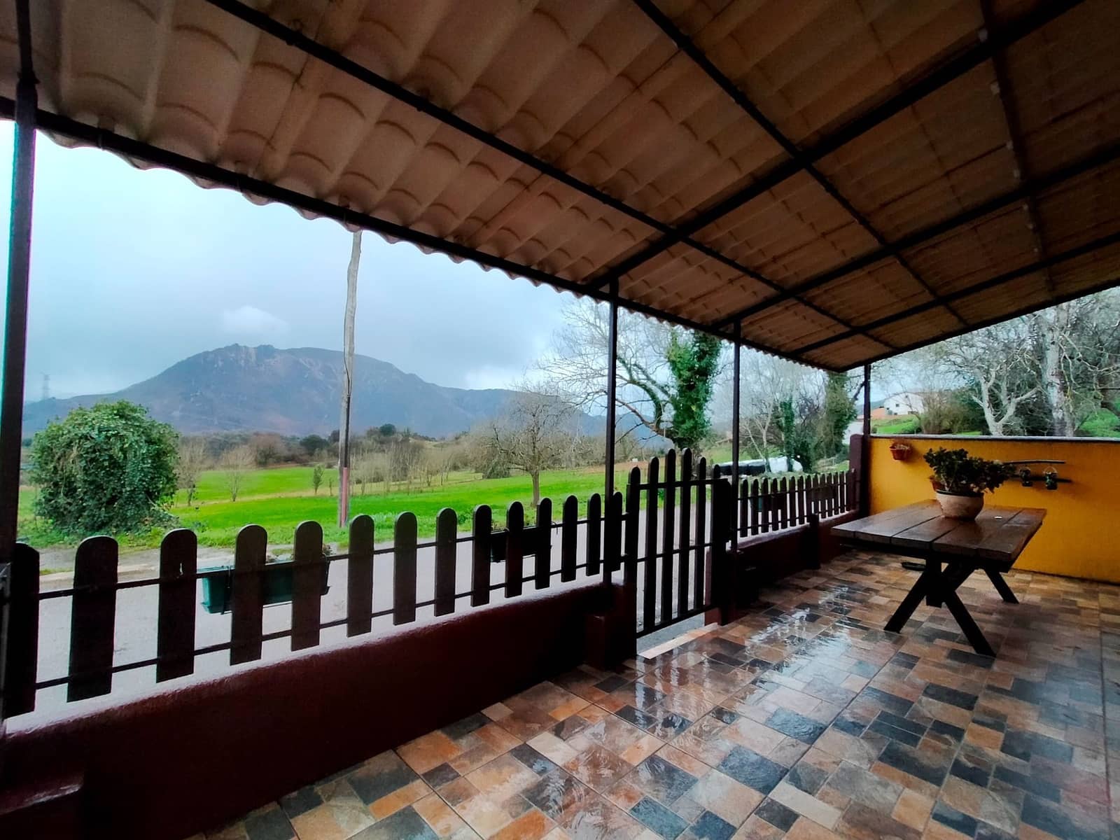 3 bedroom Villa for sale in Salas with garage - € 150,000 (Ref: 9554607)