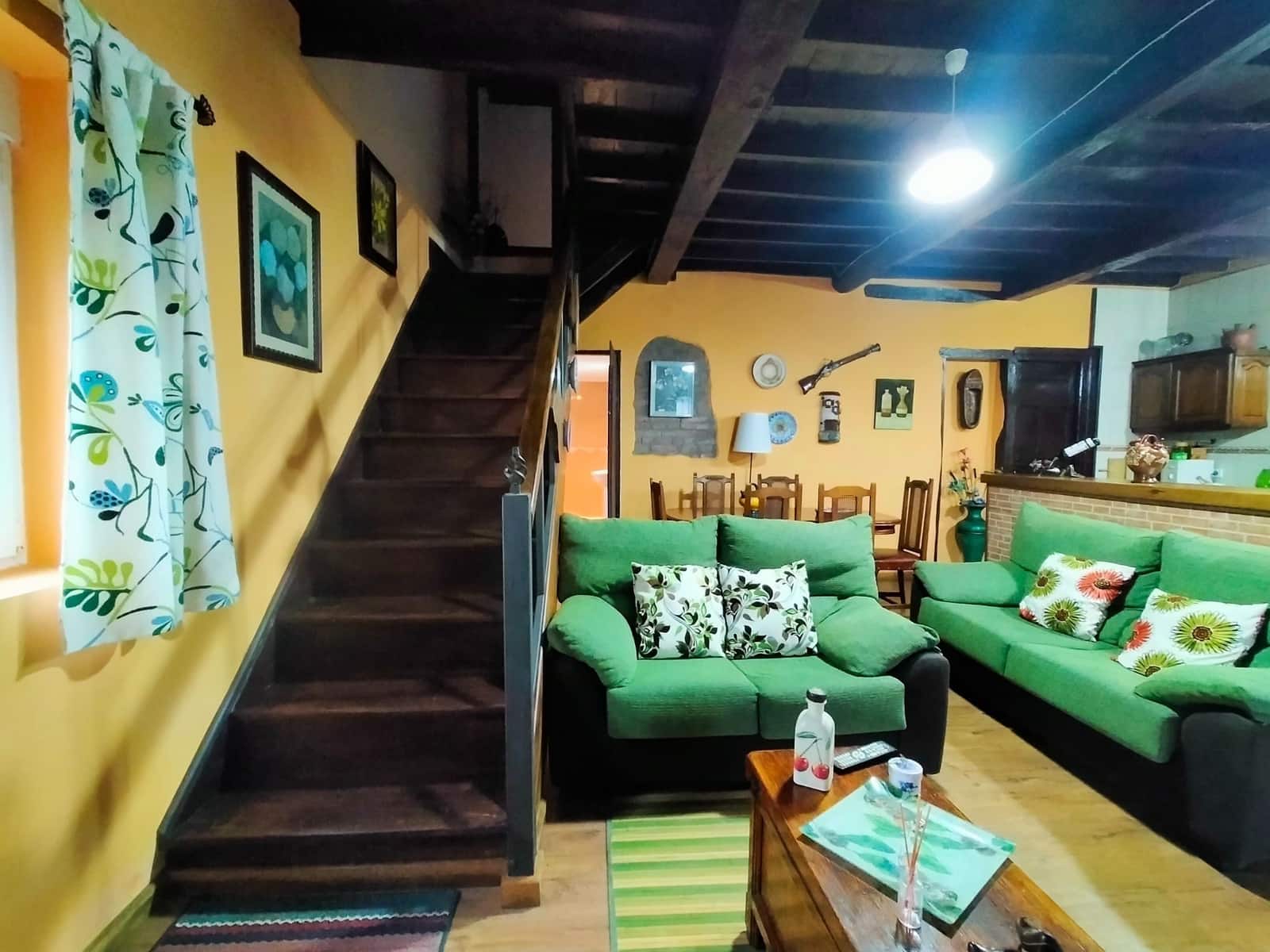 3 bedroom Villa for sale in Salas with garage - € 150,000 (Ref: 9554607)