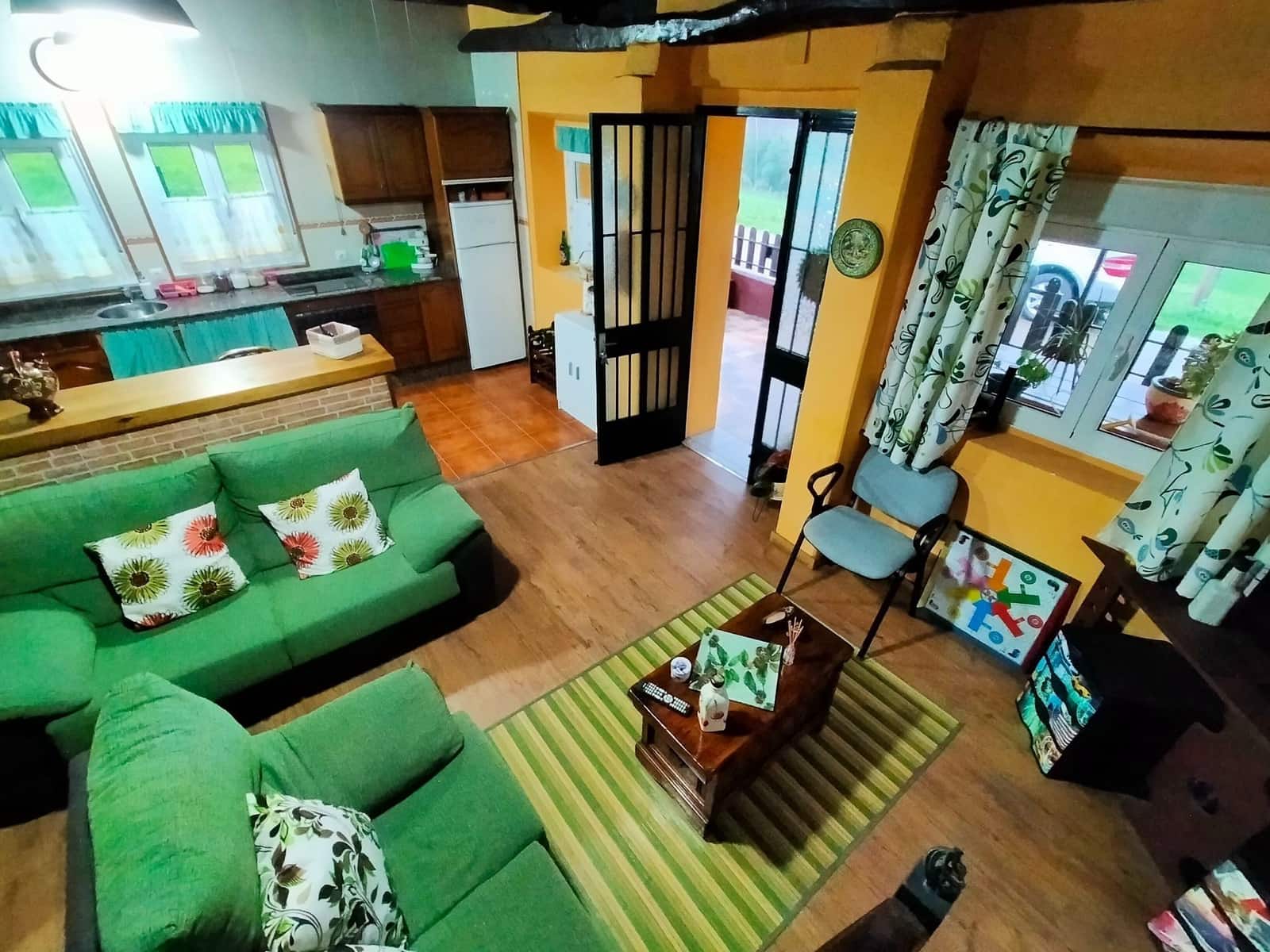 3 bedroom Villa for sale in Salas with garage - € 150,000 (Ref: 9554607)