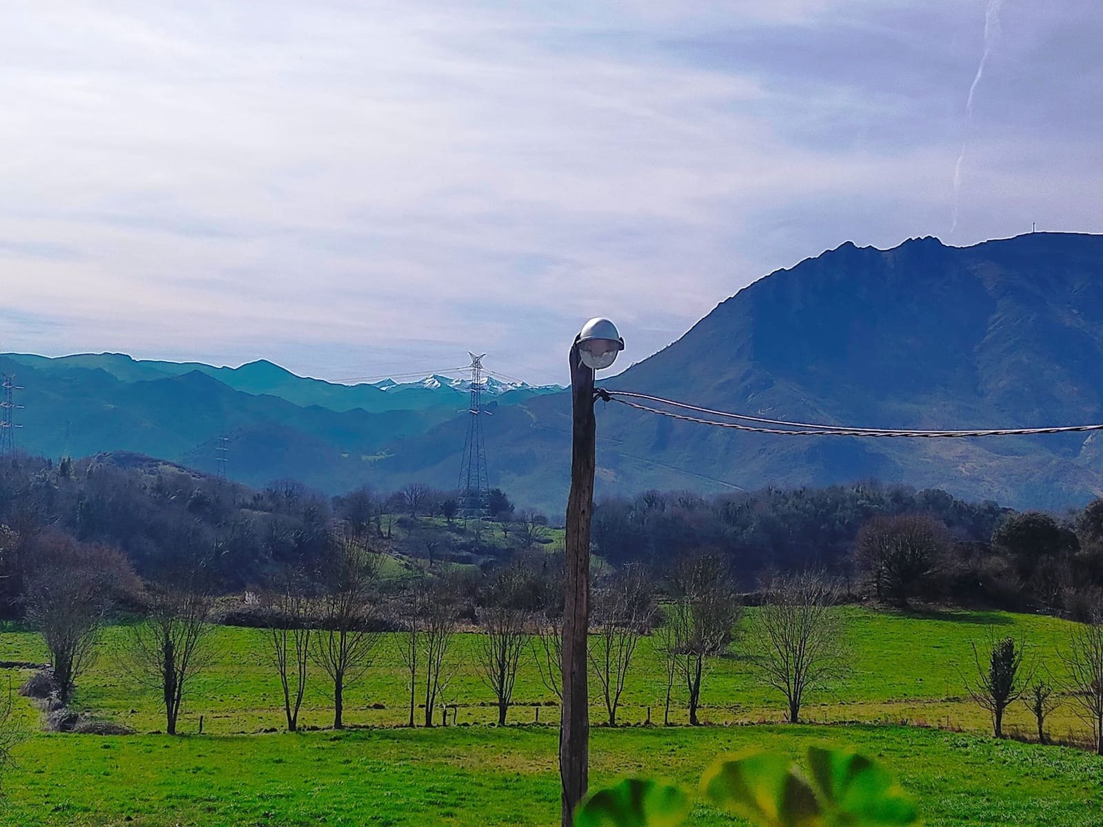 3 bedroom Villa for sale in Salas with garage - € 150,000 (Ref: 9554607)