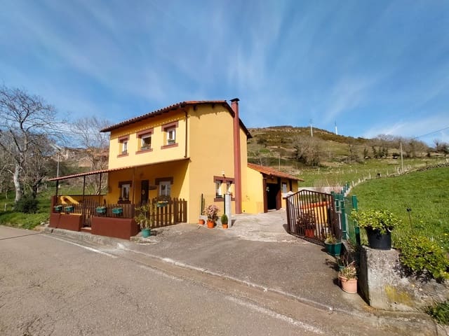 Chalet de 3 habitaciones en Salas en venta con garaje - 150.000 € (Ref: 9554607)
