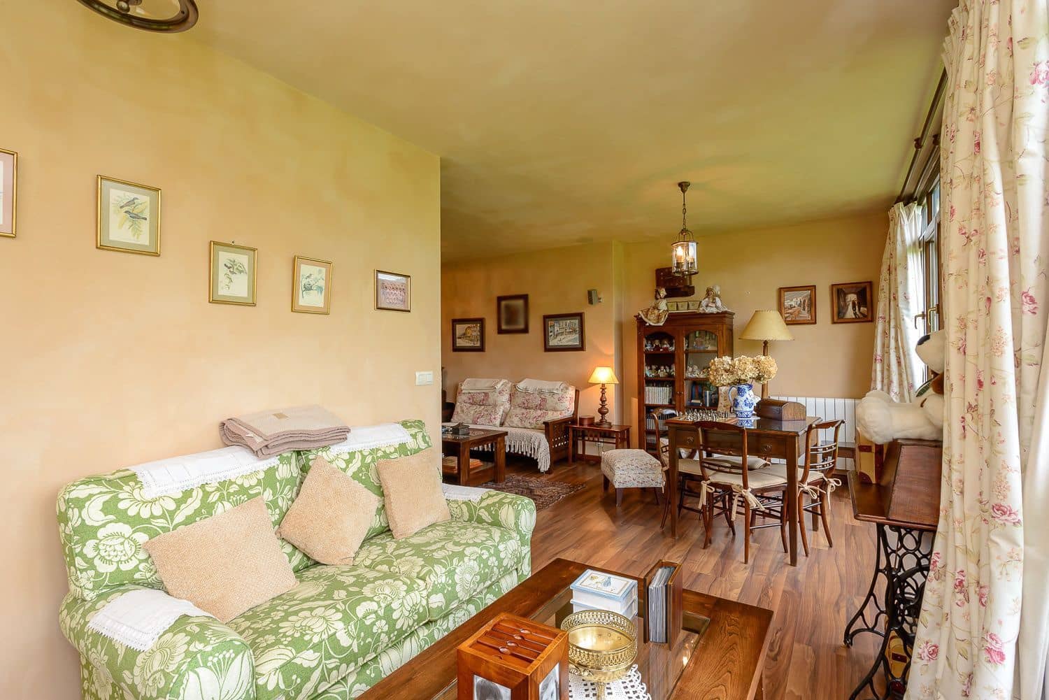 7 bedroom Villa for sale in Cudillero with garage - € 765,000 (Ref: 9610851)