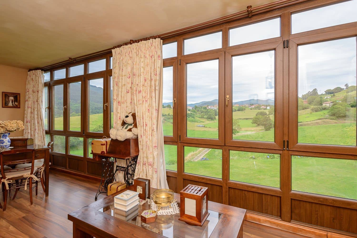 7 bedroom Villa for sale in Cudillero with garage - € 765,000 (Ref: 9610851)