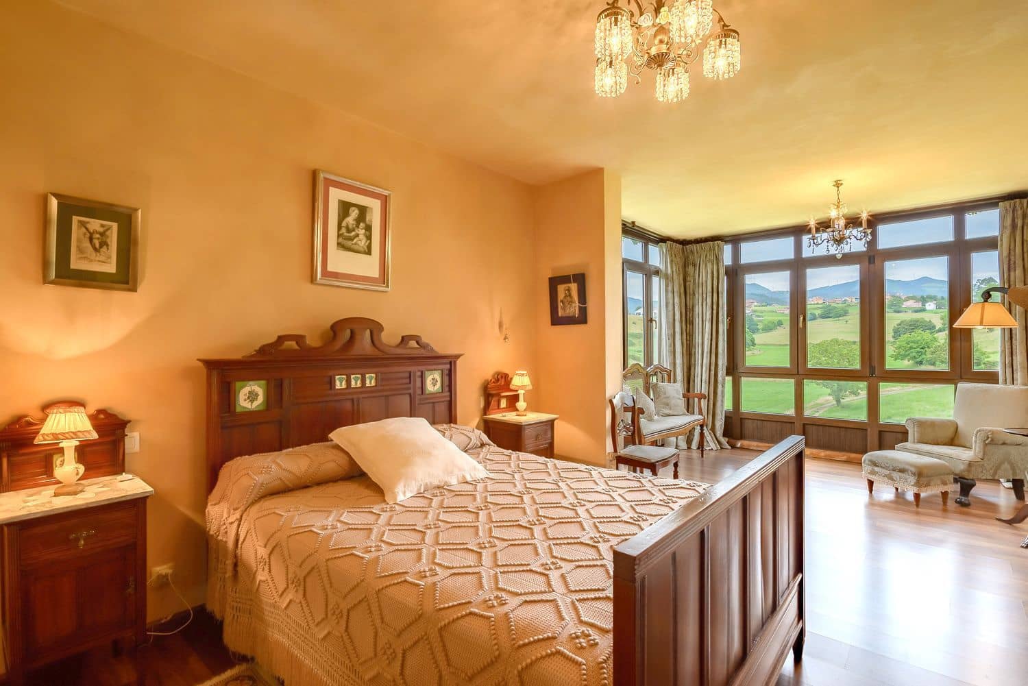 7 bedroom Villa for sale in Cudillero with garage - € 765,000 (Ref: 9610851)