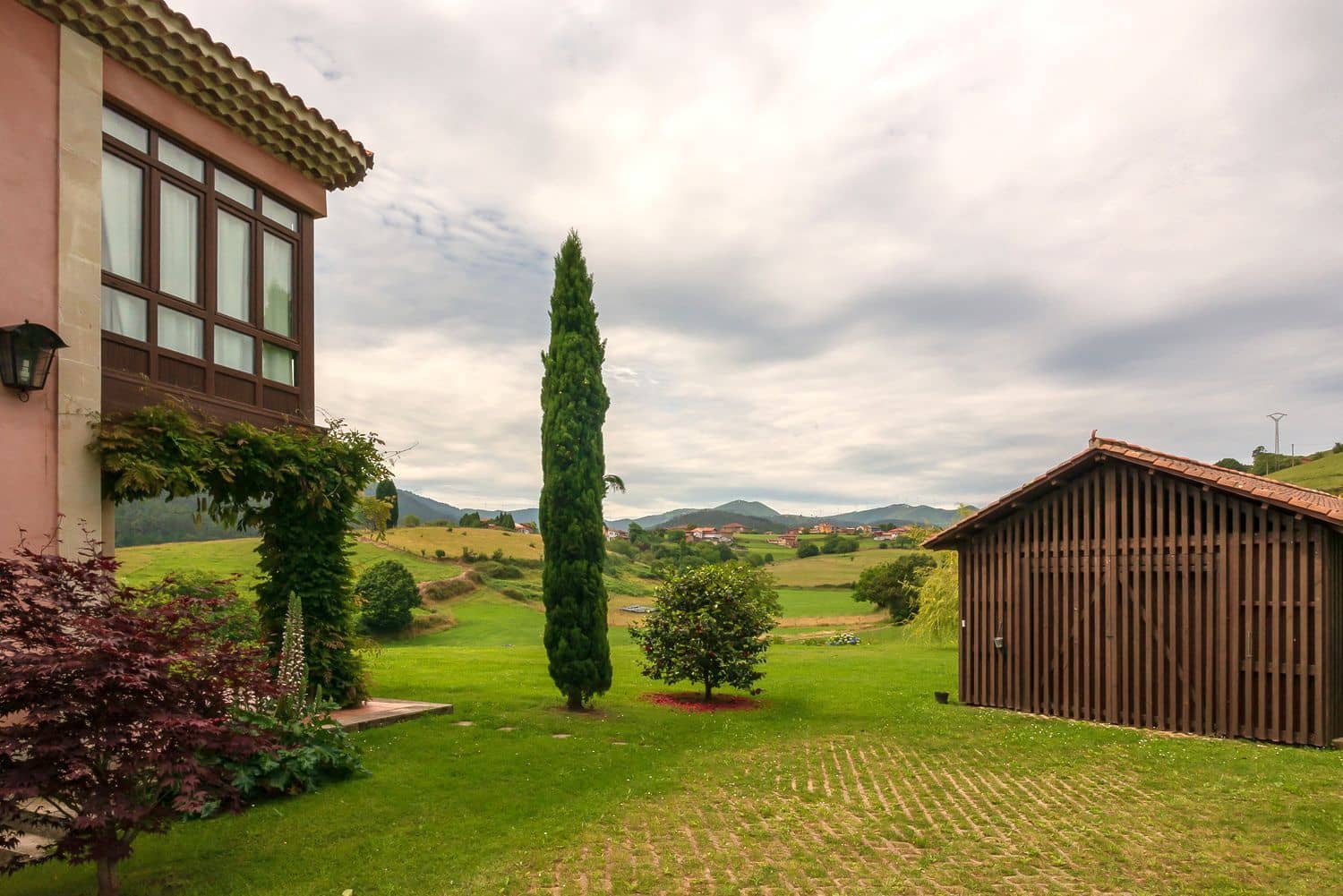 7 bedroom Villa for sale in Cudillero with garage - € 765,000 (Ref: 9610851)