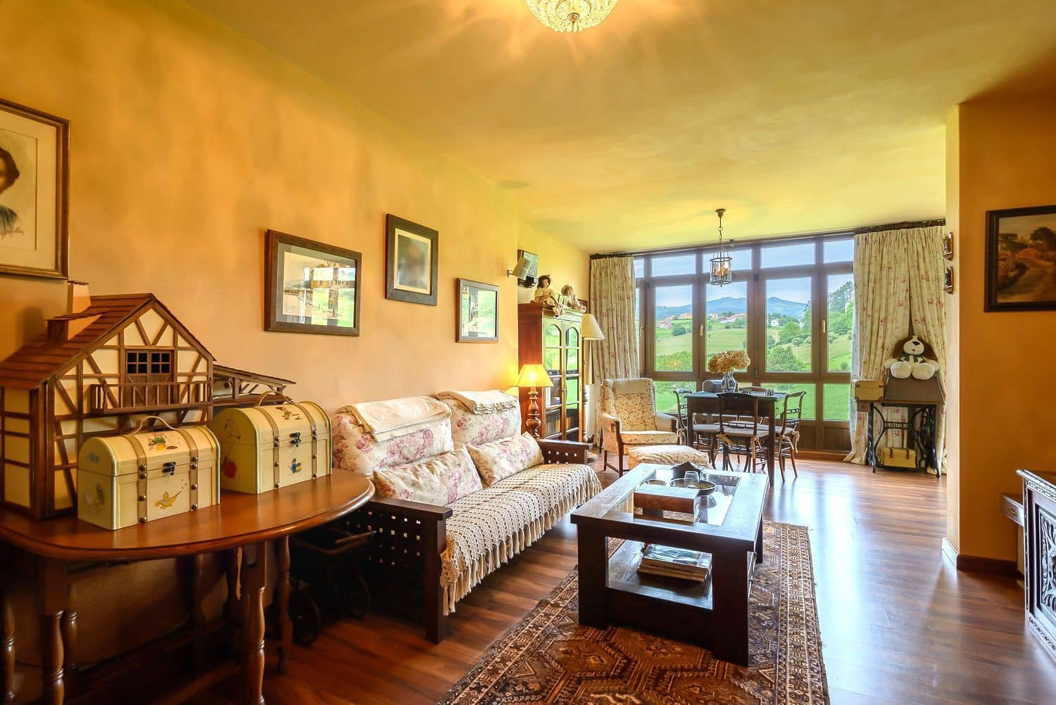 7 bedroom Villa for sale in Cudillero with garage - € 765,000 (Ref: 9610851)