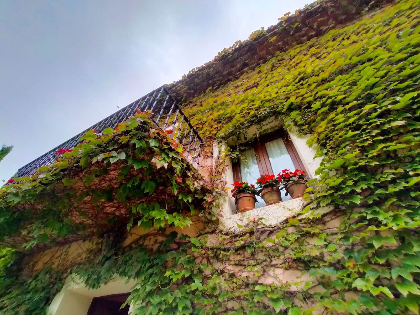 7 bedroom Villa for sale in Cudillero with garage - € 765,000 (Ref: 9610851)