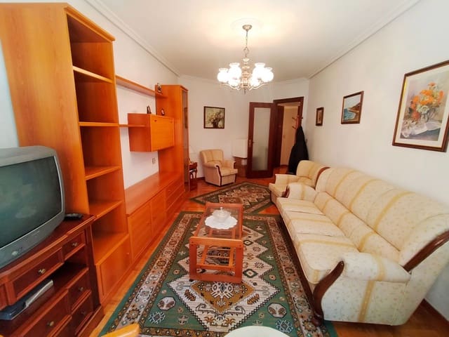 Piso de 3 habitaciones en Pravia en venta con garaje - 135.000 € (Ref: 9639113)