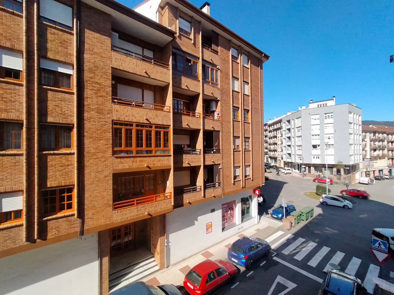 Piso de 3 habitaciones en Pravia en venta con garaje - 135.000 € (Ref: 9639113)