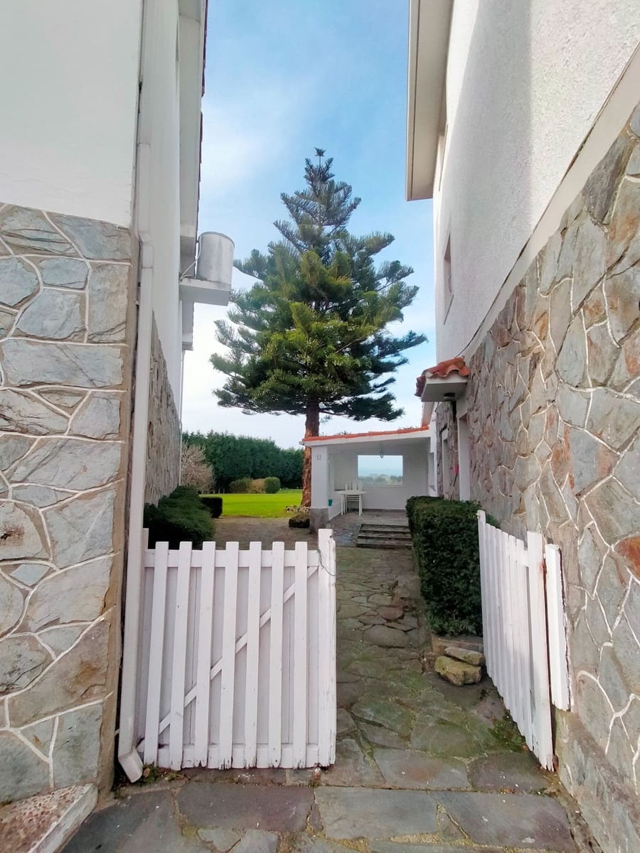 10 bedroom Villa for sale in Cudillero - € 690,000 (Ref: 9700477)