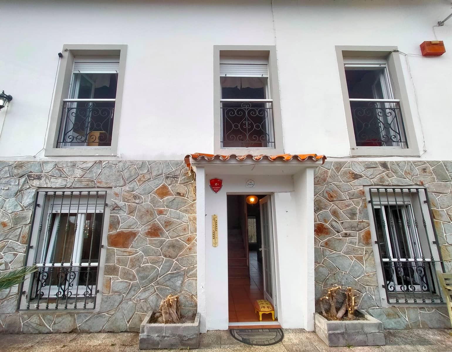 10 bedroom Villa for sale in Cudillero - € 690,000 (Ref: 9700477)