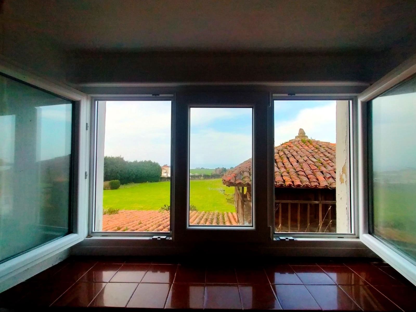 10 bedroom Villa for sale in Cudillero - € 690,000 (Ref: 9700477)