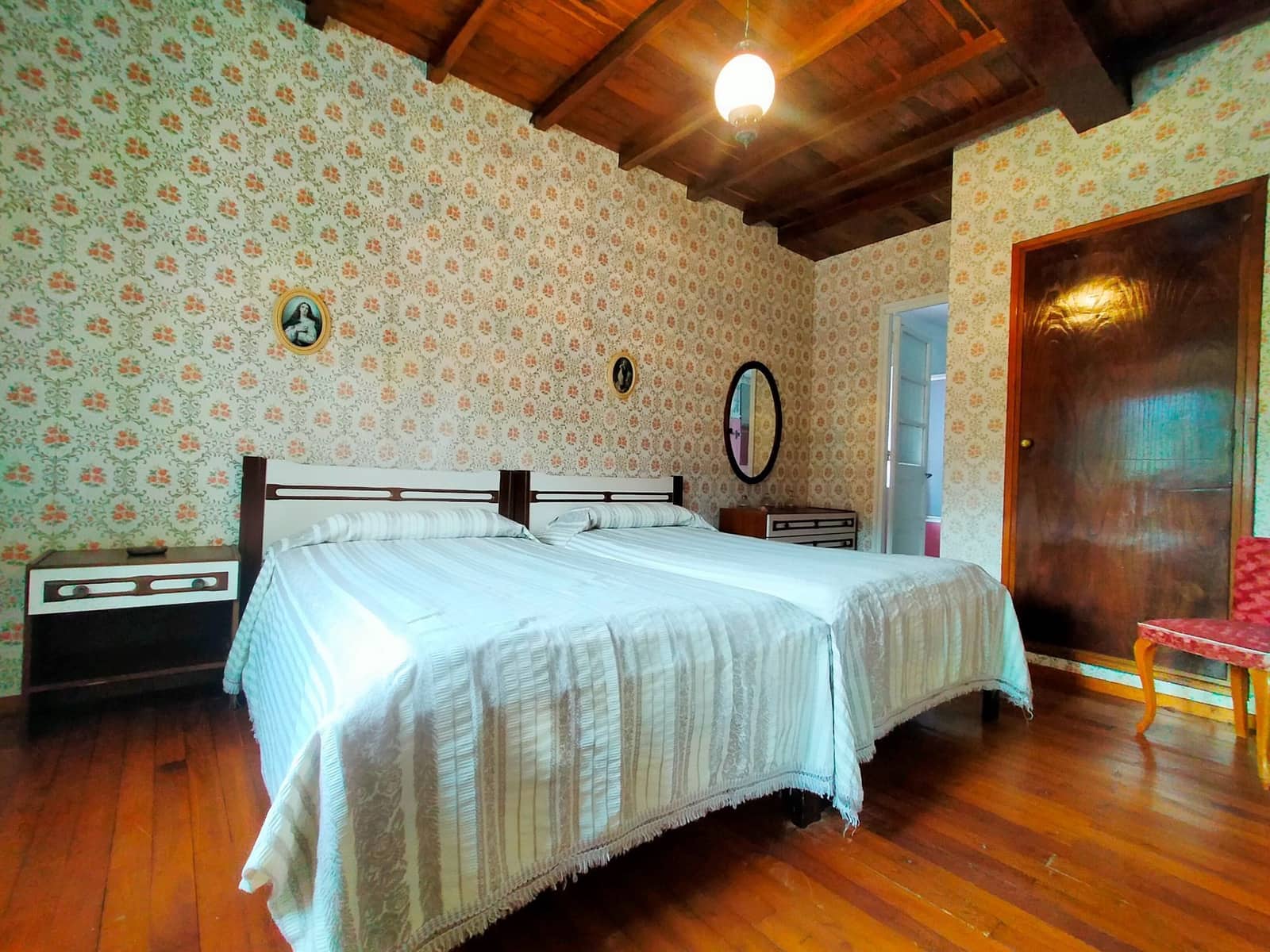 10 bedroom Villa for sale in Cudillero - € 690,000 (Ref: 9700477)