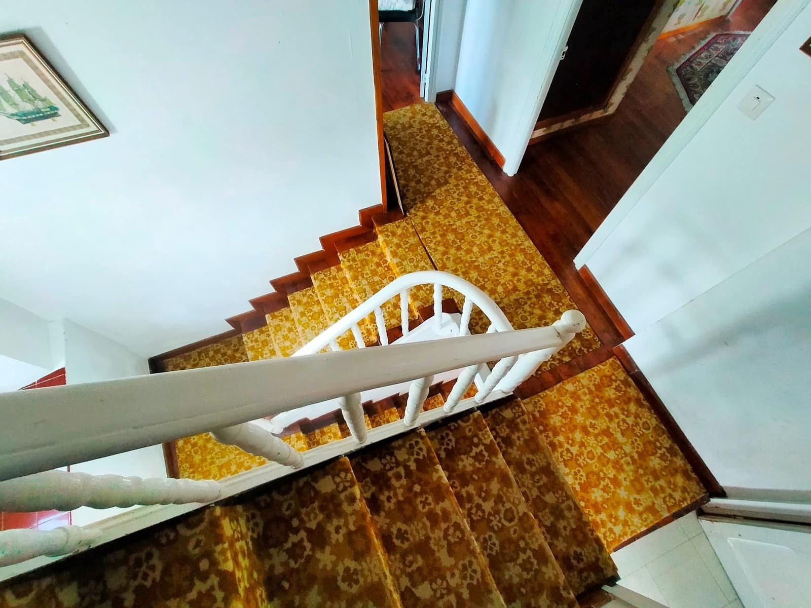 10 bedroom Villa for sale in Cudillero - € 690,000 (Ref: 9700477)