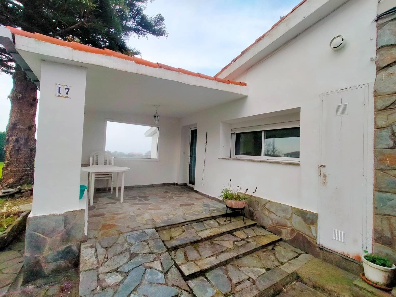 10 bedroom Villa for sale in Cudillero - € 690,000 (Ref: 9700477)