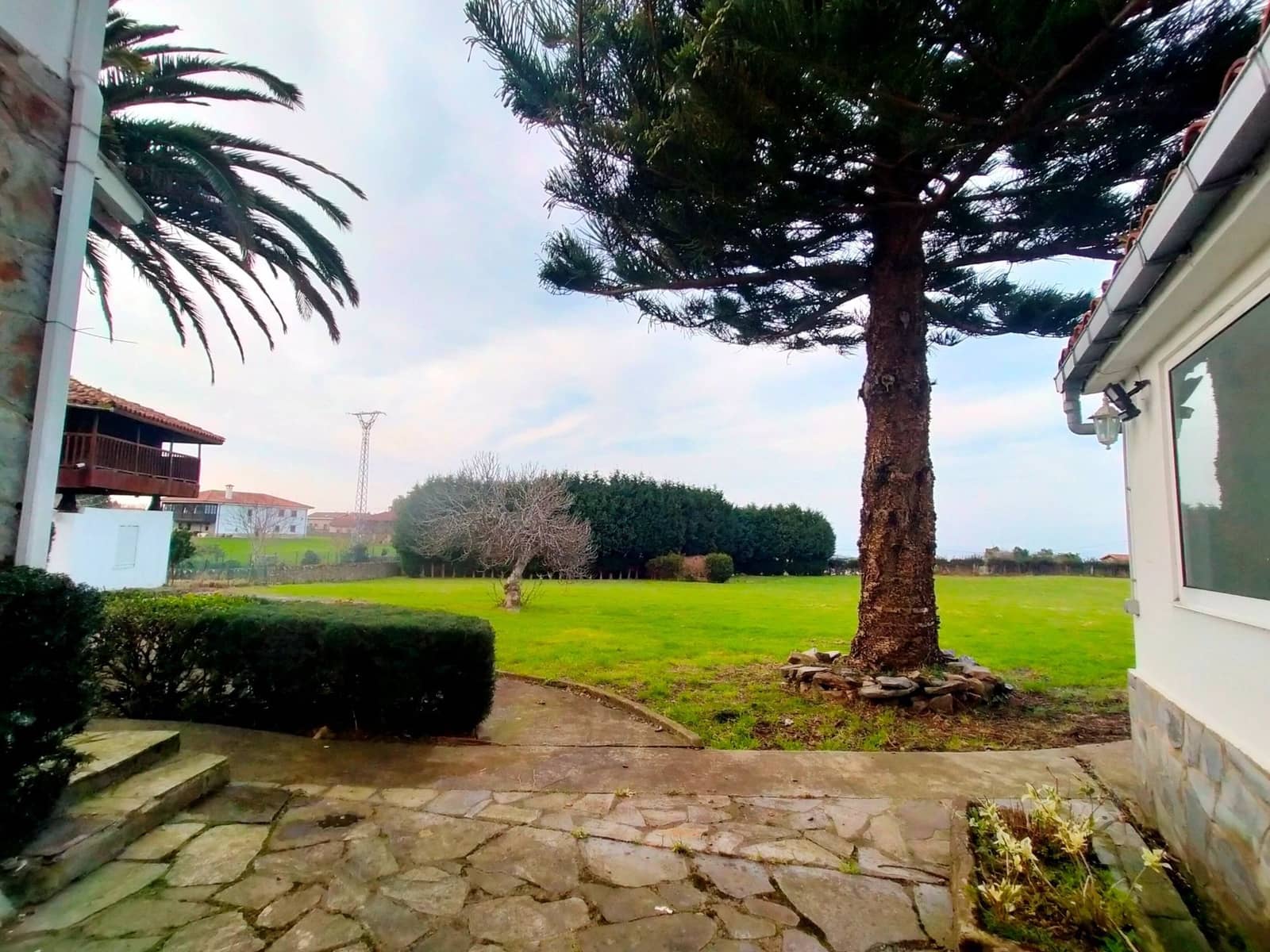 10 bedroom Villa for sale in Cudillero - € 690,000 (Ref: 9700477)