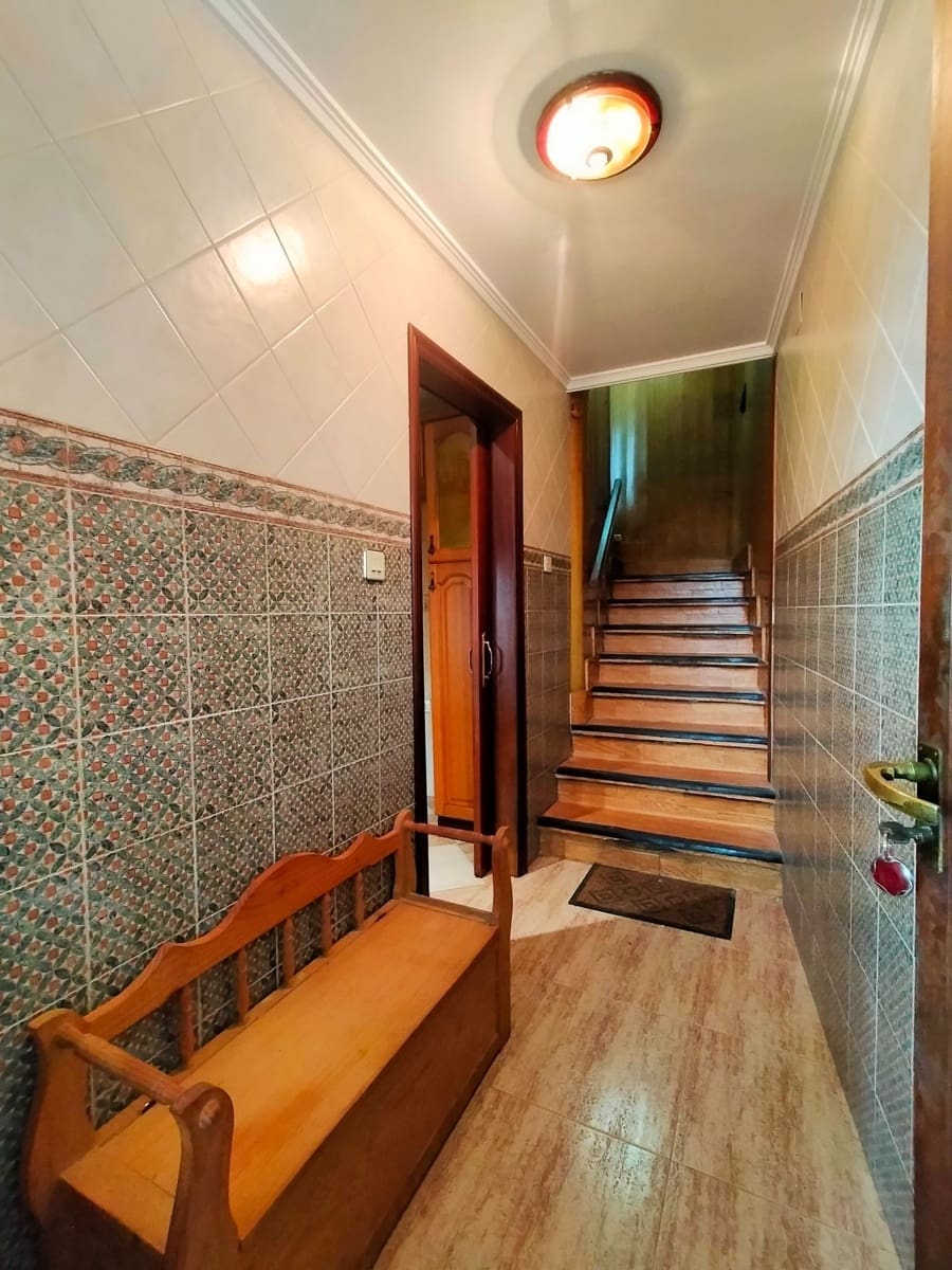 6 bedroom Townhouse for sale in Pravia with garage - € 225,000 (Ref: 9711130)