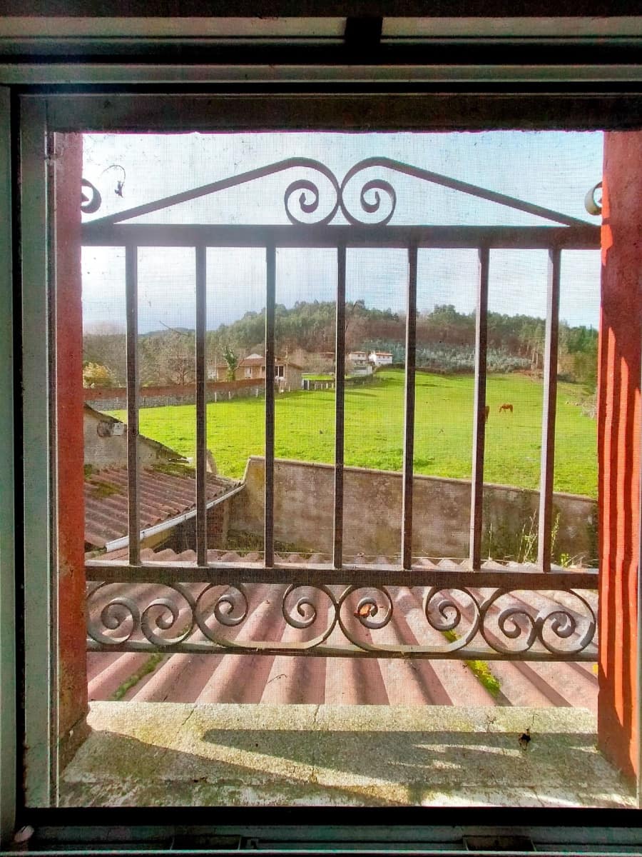 6 bedroom Townhouse for sale in Pravia with garage - € 225,000 (Ref: 9711130)