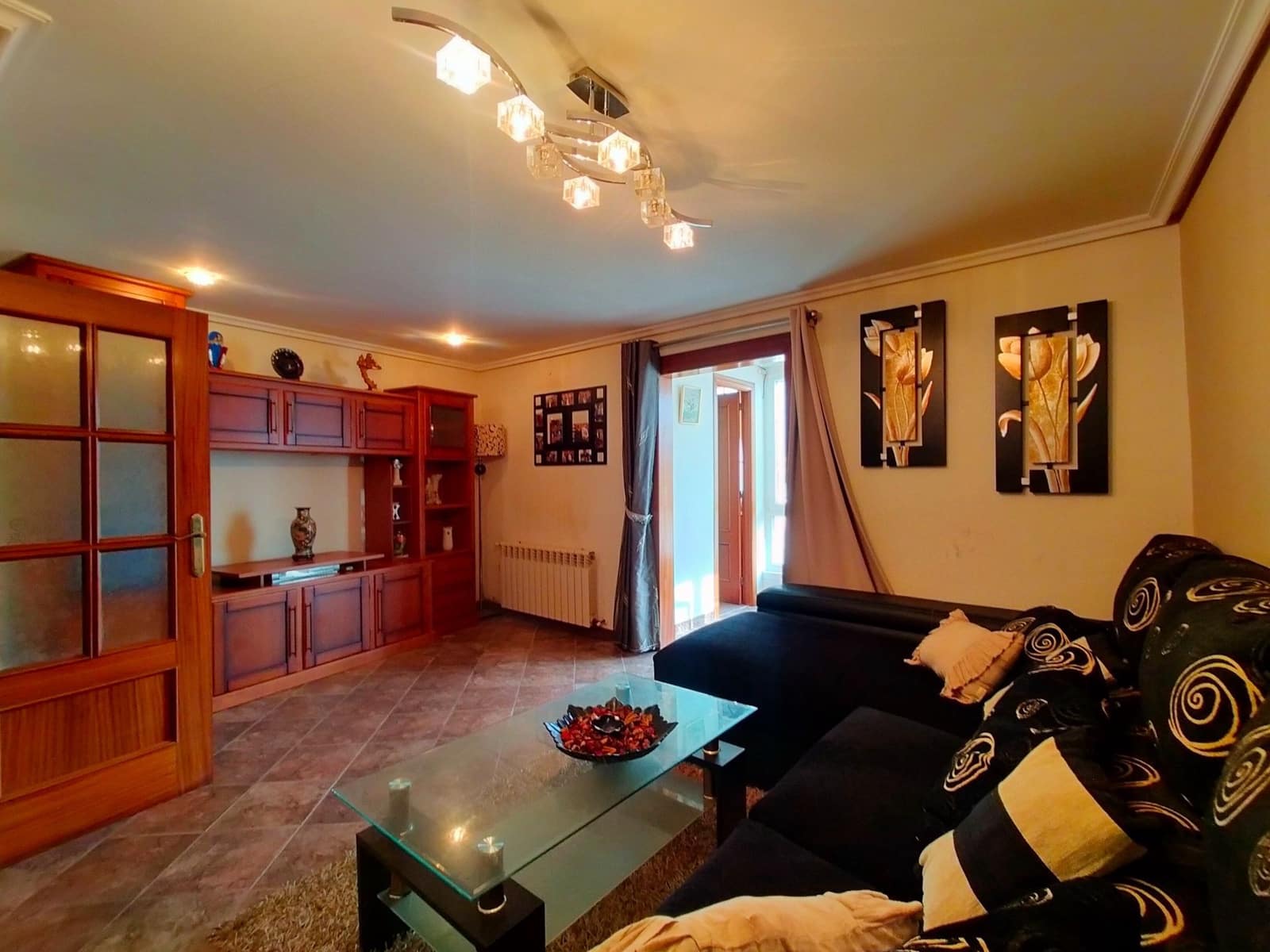 6 bedroom Townhouse for sale in Pravia with garage - € 225,000 (Ref: 9711130)