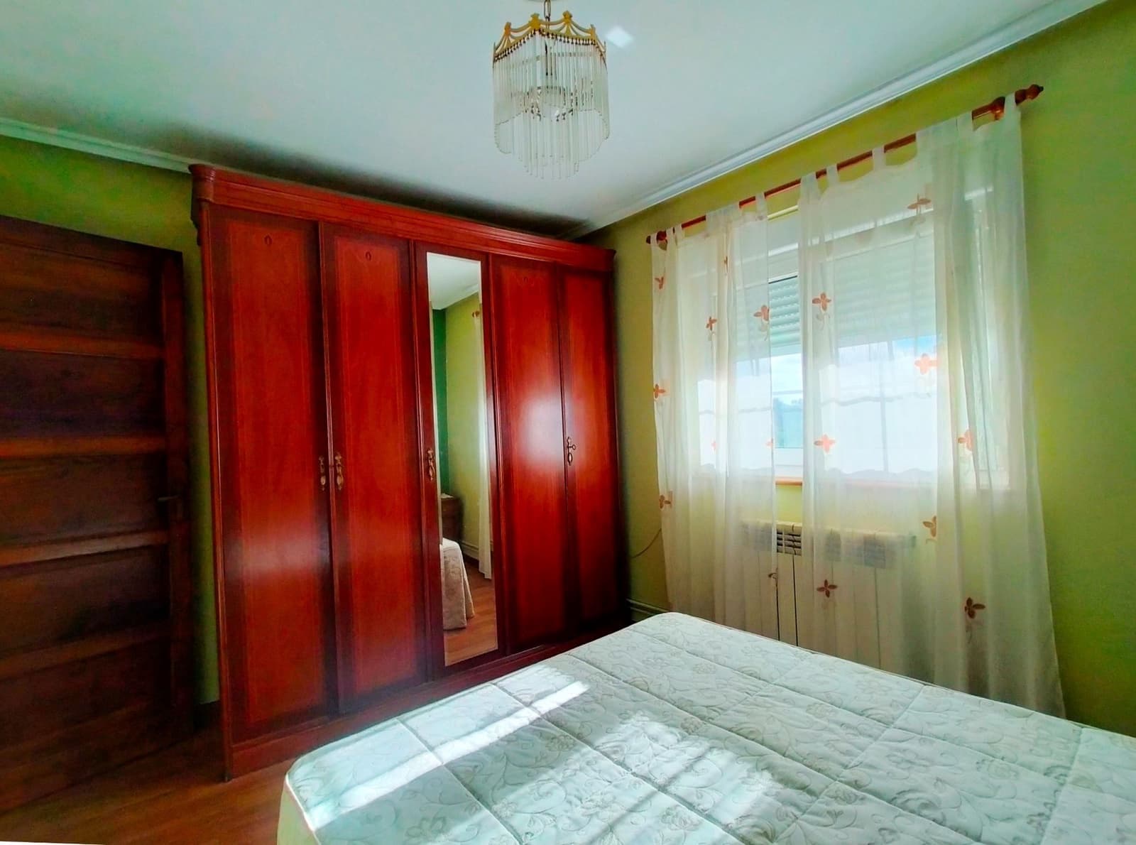 6 bedroom Townhouse for sale in Pravia with garage - € 225,000 (Ref: 9711130)