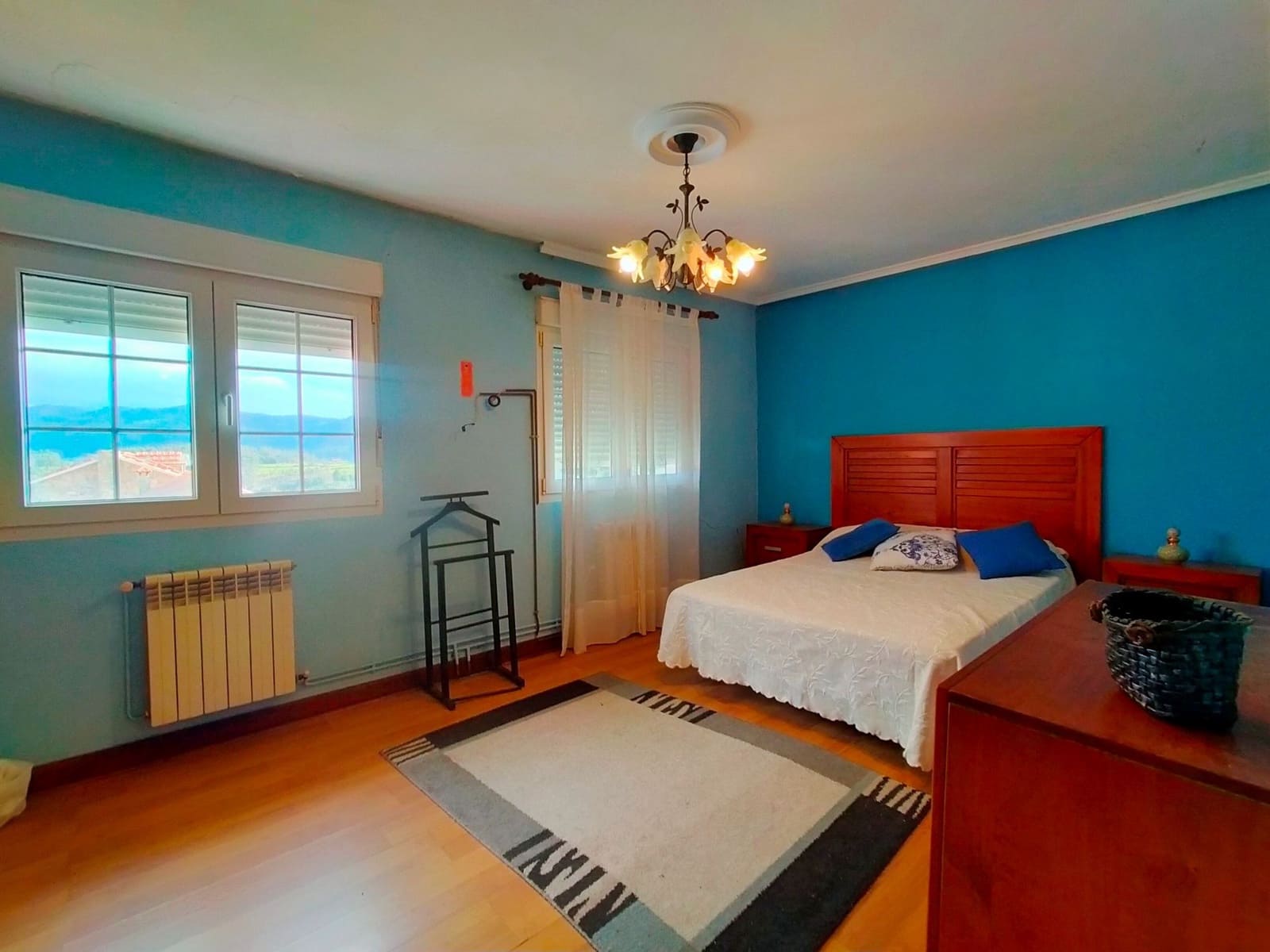 6 bedroom Townhouse for sale in Pravia with garage - € 225,000 (Ref: 9711130)