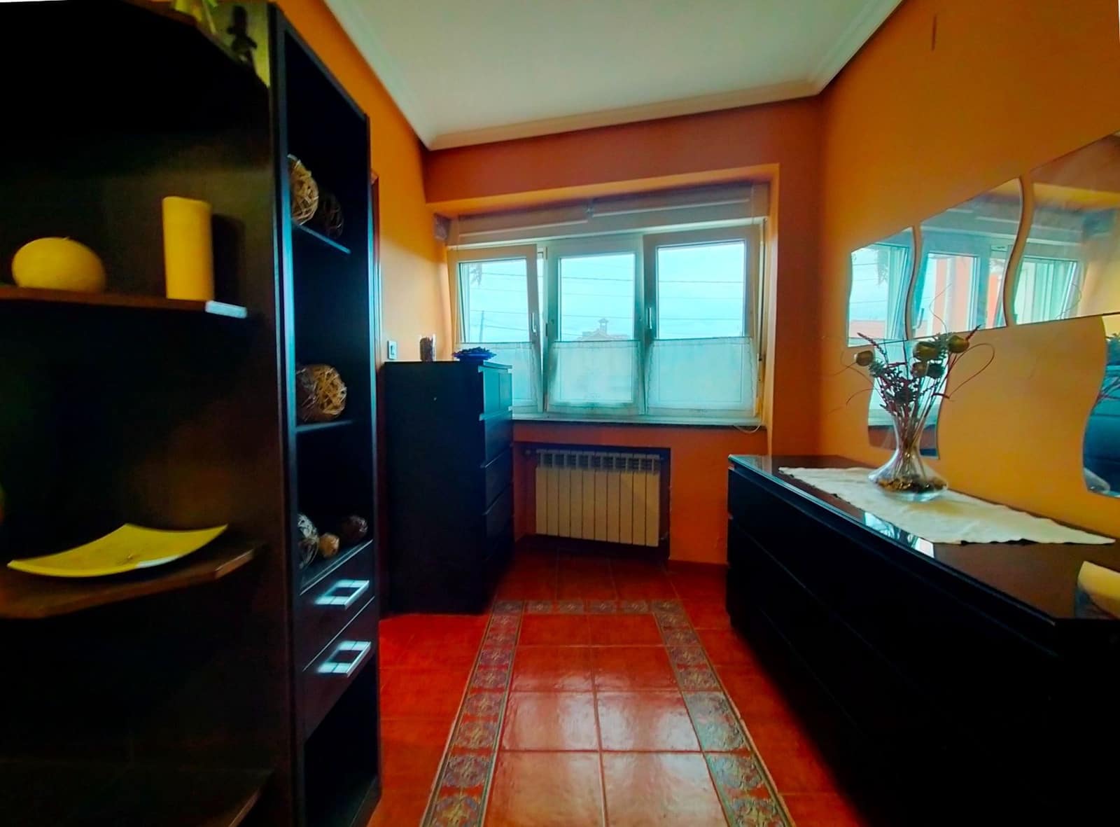 6 bedroom Townhouse for sale in Pravia with garage - € 225,000 (Ref: 9711130)