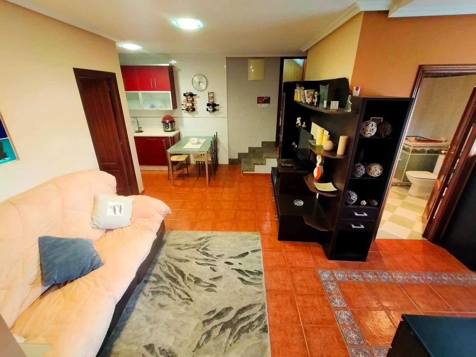 6 bedroom Townhouse for sale in Pravia with garage - € 225,000 (Ref: 9711130)