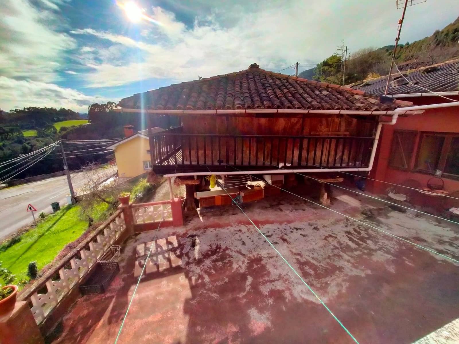 6 bedroom Townhouse for sale in Pravia with garage - € 225,000 (Ref: 9711130)