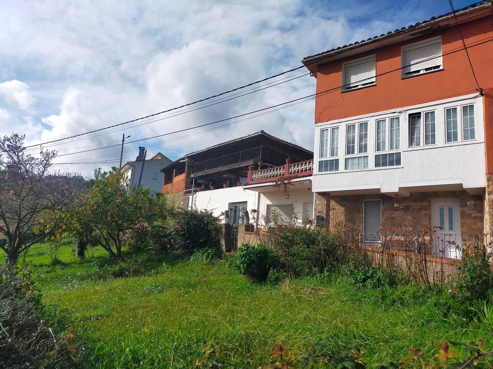 6 bedroom Townhouse for sale in Pravia with garage - € 225,000 (Ref: 9711130)