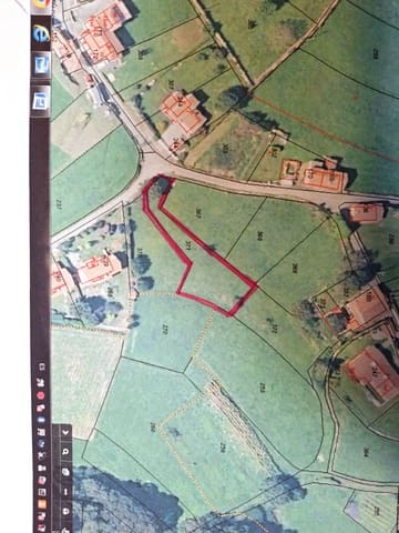 Landgrundstück zu verkaufen in Pravia - 85.000 € (Ref: 9721153)