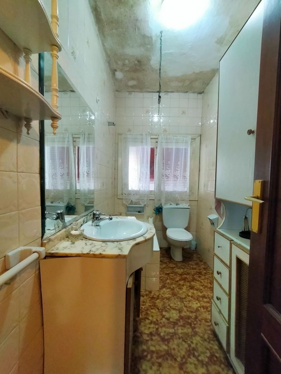 4 chambre Villa/Maison à vendre à Pravia avec garage - 158 000 € (Ref: 9758548)