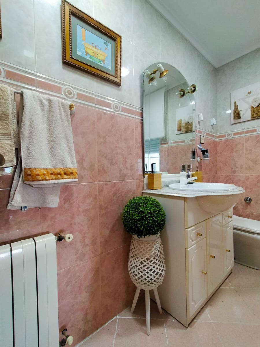 3 bedroom Penthouse for sale in Pravia - € 185,000 (Ref: 9794105)