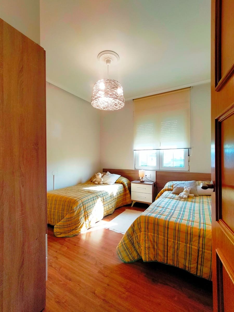 3 bedroom Penthouse for sale in Pravia - € 185,000 (Ref: 9794105)