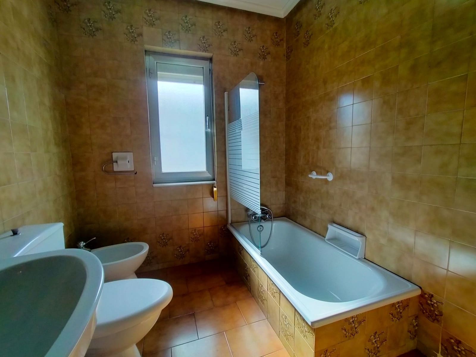 Casa de 2 habitaciones en Soto del Barco en venta con garaje - 120.000 € (Ref: 9813684)