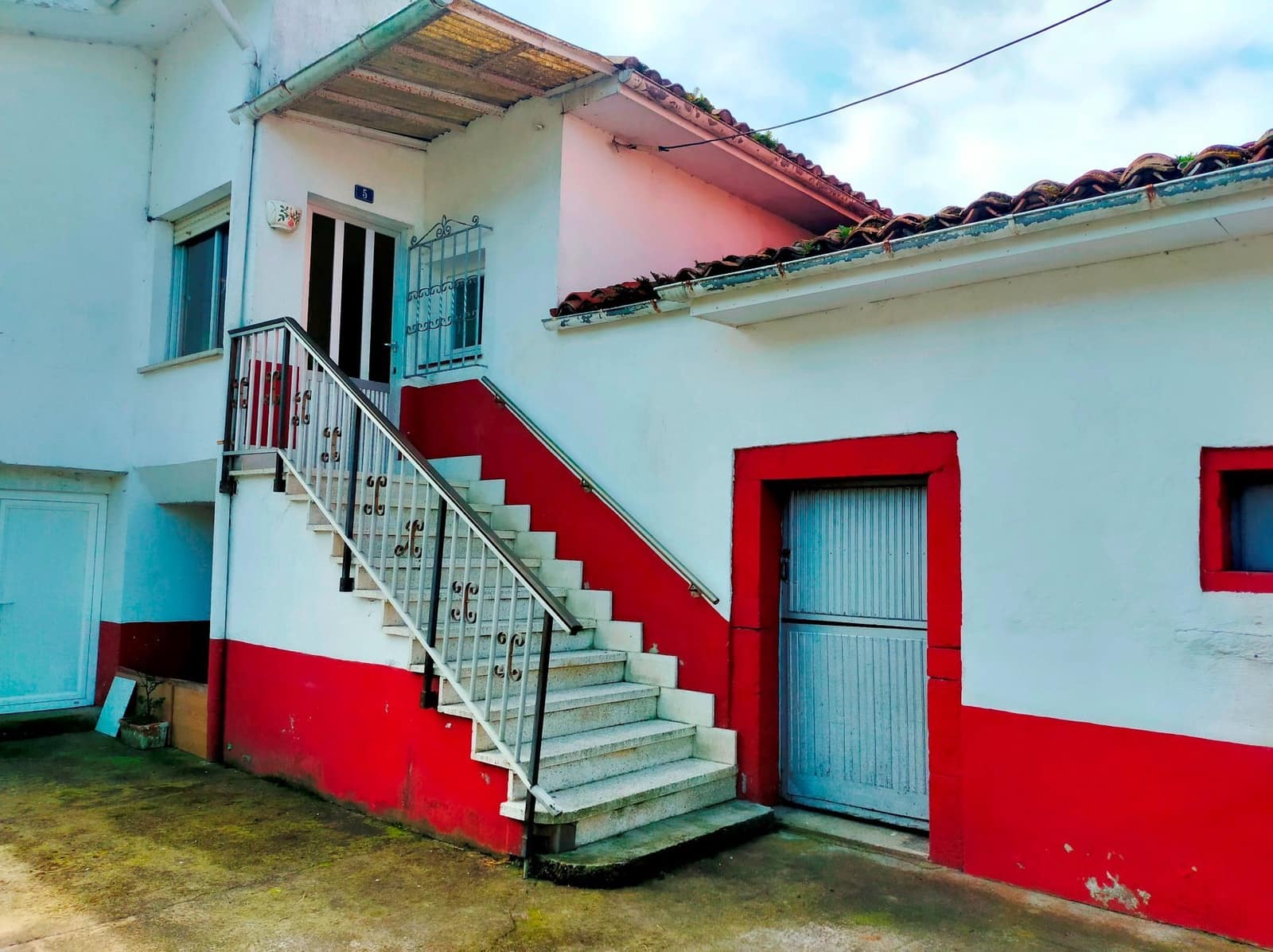 Casa de 2 habitaciones en Soto del Barco en venta con garaje - 120.000 € (Ref: 9813684)