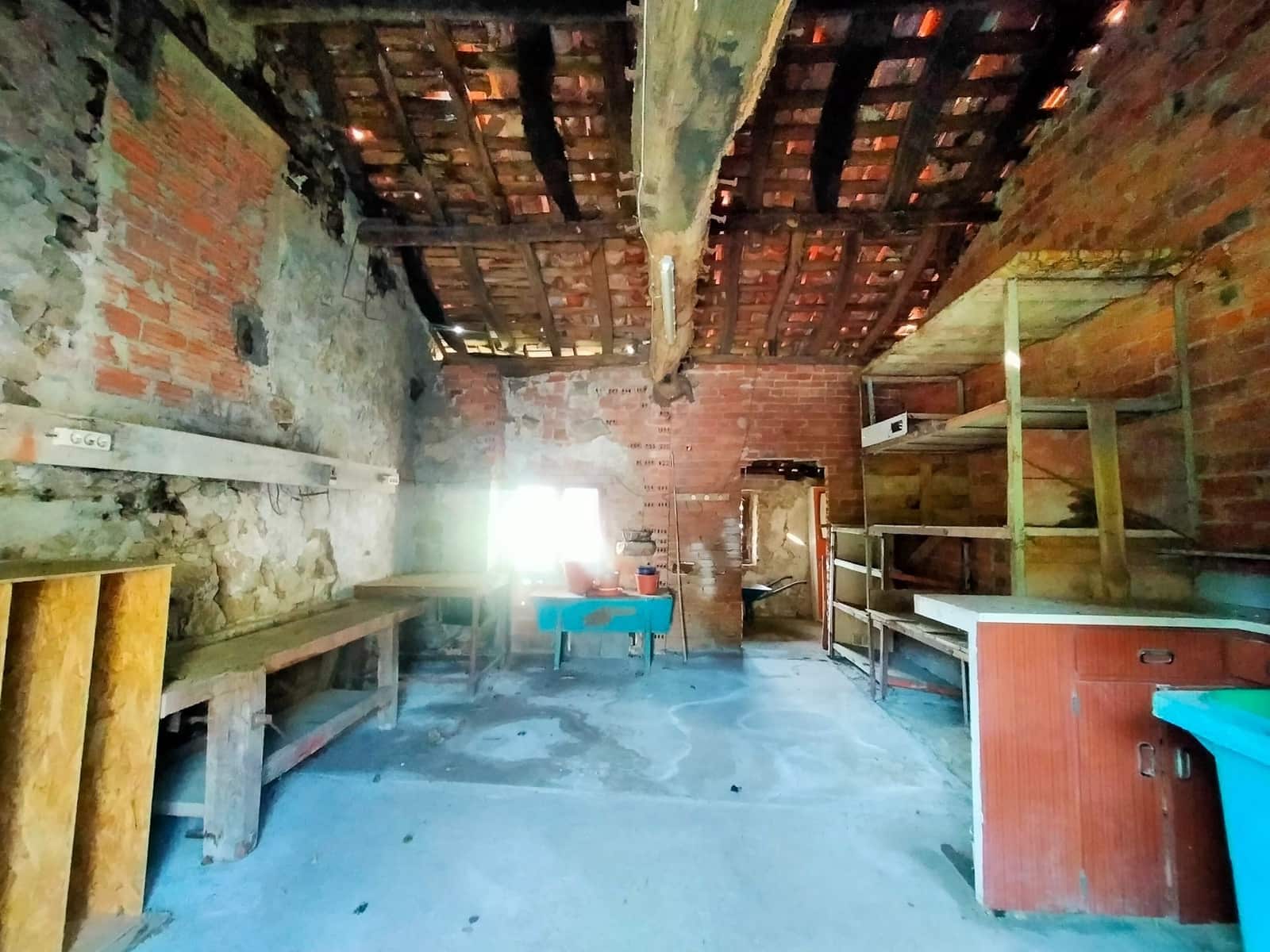Casa de 2 habitaciones en Soto del Barco en venta con garaje - 120.000 € (Ref: 9813684)