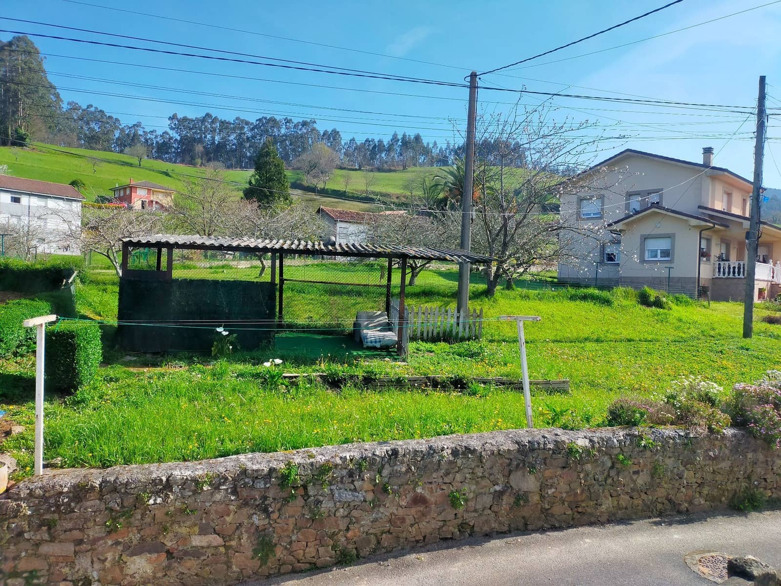Casa de 2 habitaciones en Soto del Barco en venta con garaje - 120.000 € (Ref: 9813684)