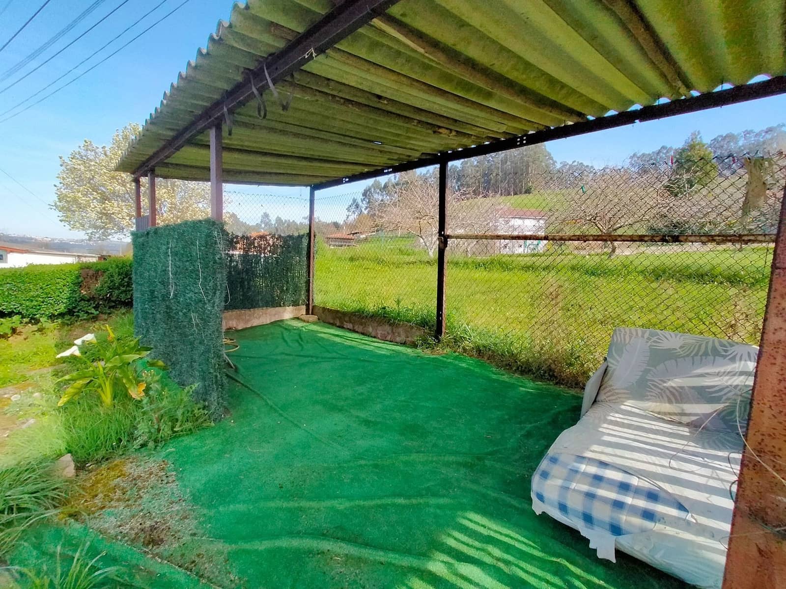 Casa de 2 habitaciones en Soto del Barco en venta con garaje - 120.000 € (Ref: 9813684)