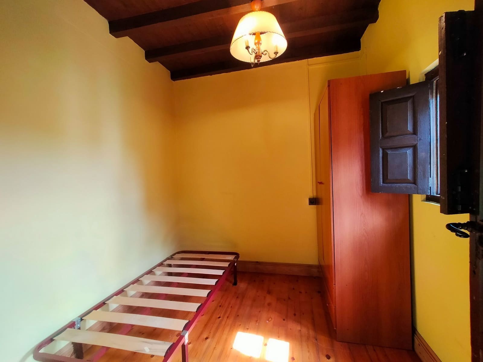2 quarto Quinta/Casa Rural para venda em Salas com garagem - 135 000 € (Ref: 9830740)