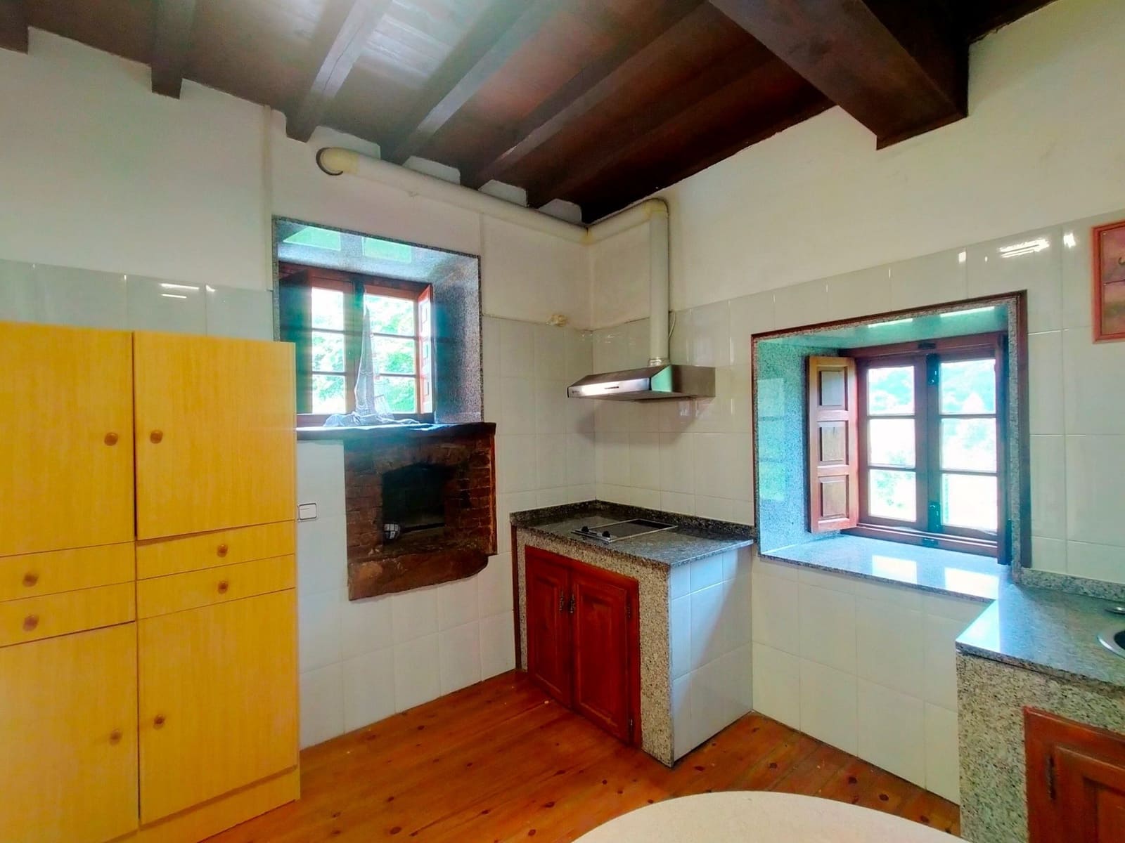2 quarto Quinta/Casa Rural para venda em Salas com garagem - 135 000 € (Ref: 9830740)