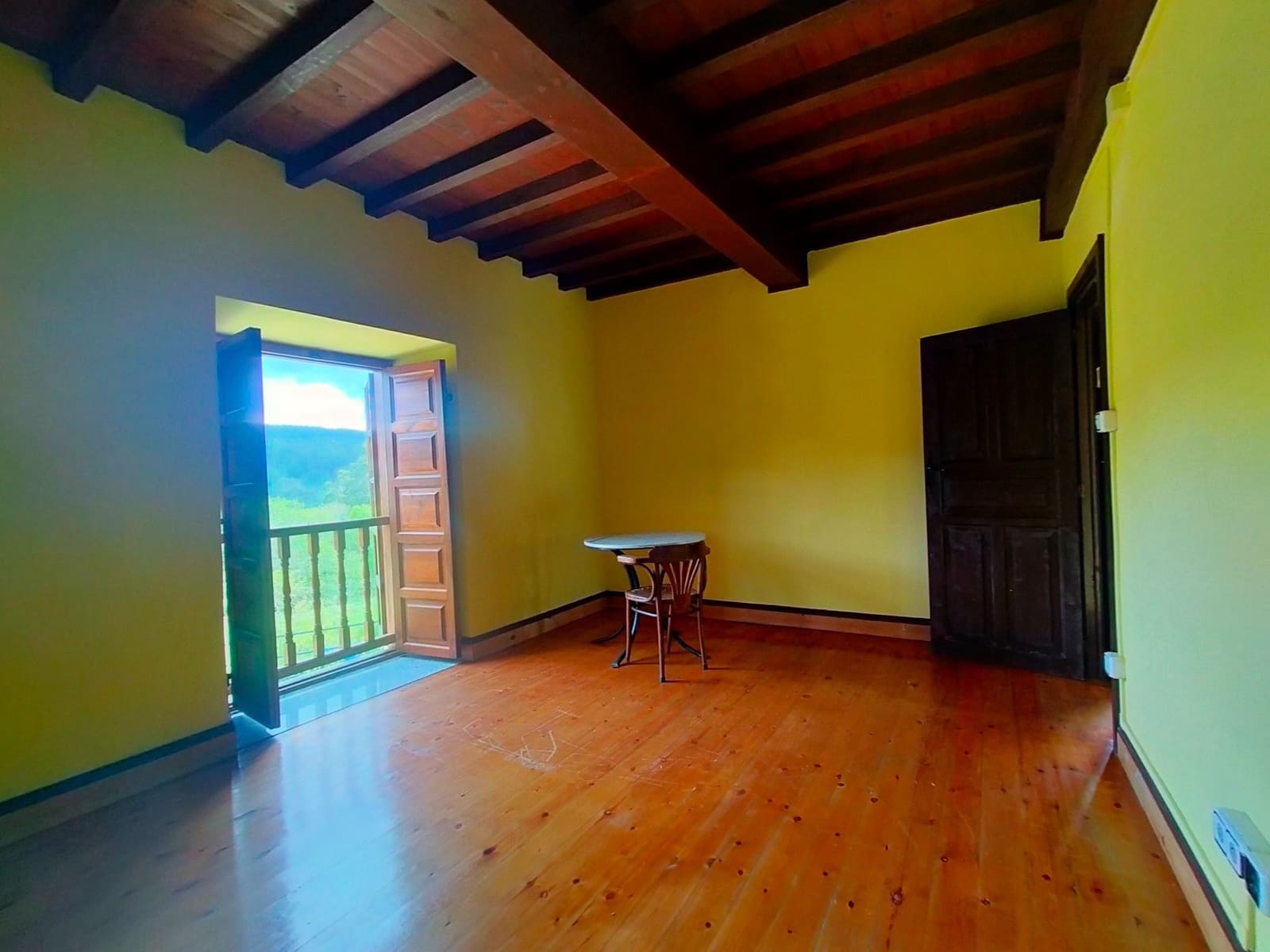 2 quarto Quinta/Casa Rural para venda em Salas com garagem - 135 000 € (Ref: 9830740)
