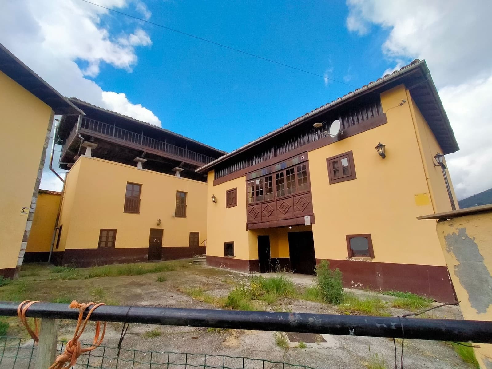 2 quarto Quinta/Casa Rural para venda em Salas com garagem - 135 000 € (Ref: 9830740)